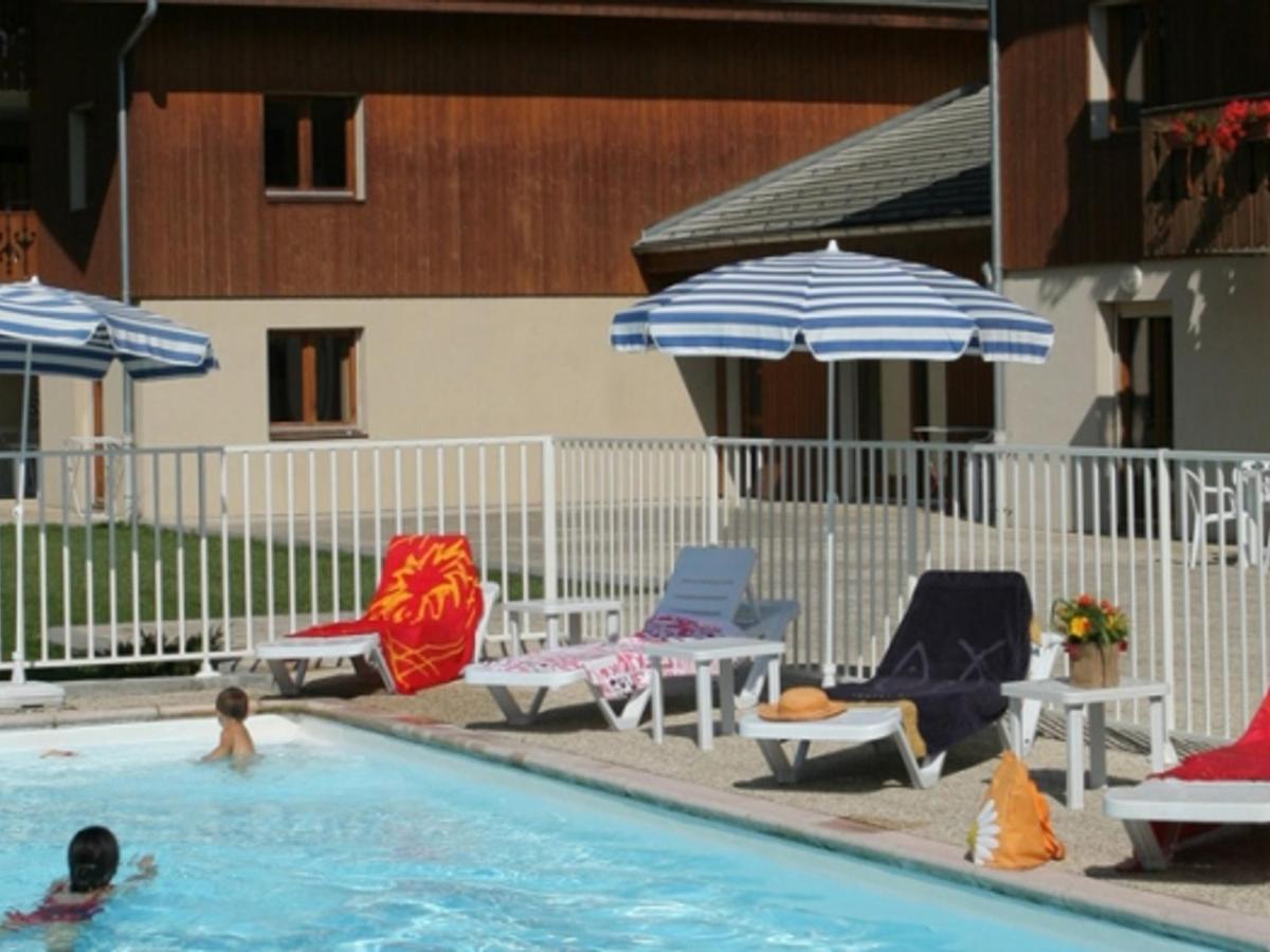 Studio Mansarde Avec Balcon, Piscine Et Parking Souterrain A Samoens - Fr-1-629-92 Экстерьер фото